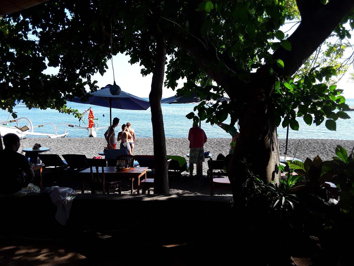 Blue Star Bungalows&Cafe Amed Exterior foto
