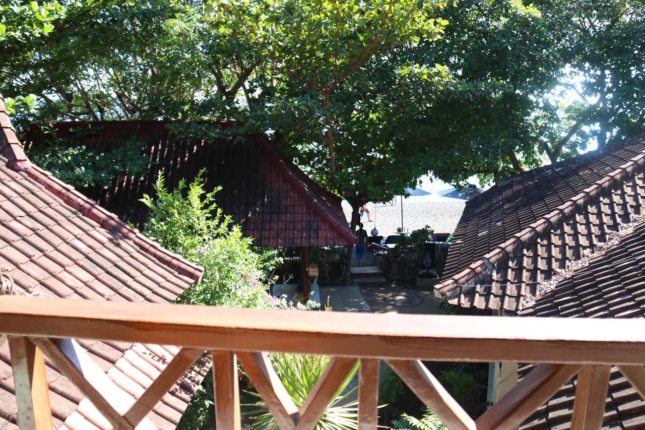 Blue Star Bungalows&Cafe Amed Exterior foto