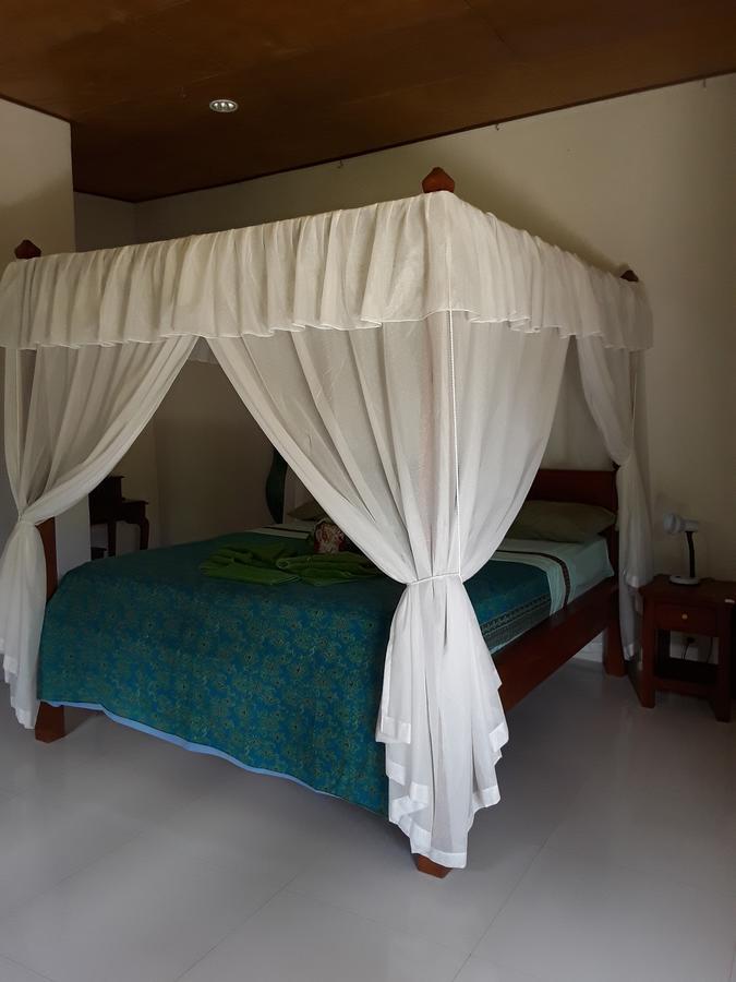 Blue Star Bungalows&Cafe Amed Exterior foto