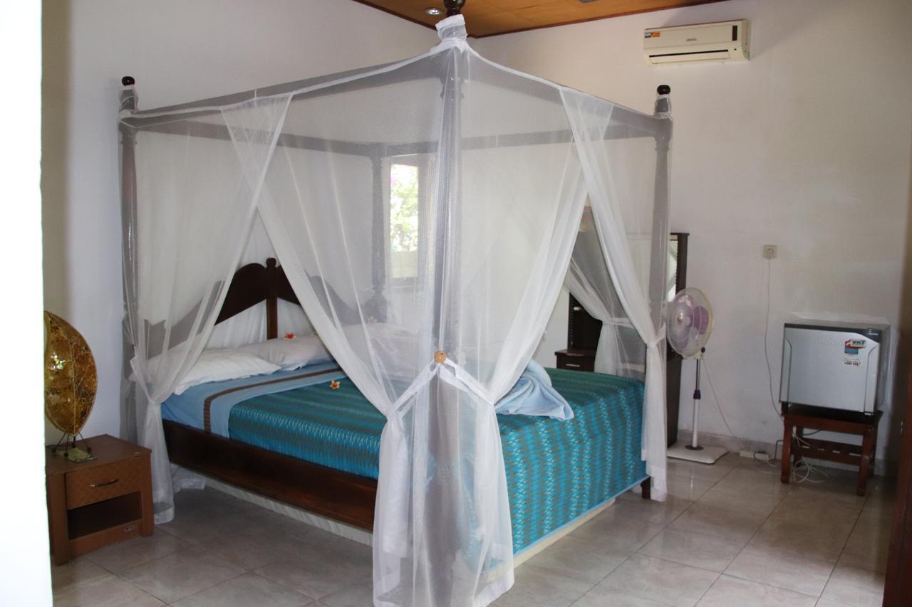 Blue Star Bungalows&Cafe Amed Exterior foto