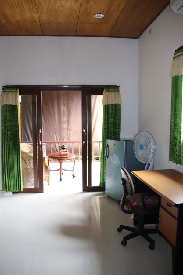 Blue Star Bungalows&Cafe Amed Exterior foto